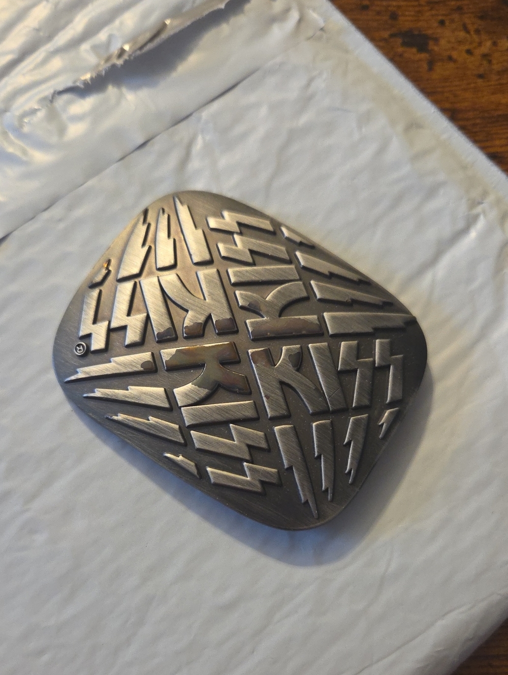 KISS Multiple Letters Solid Metal Belt Buckle Very Sturdy..***peeled Letters***